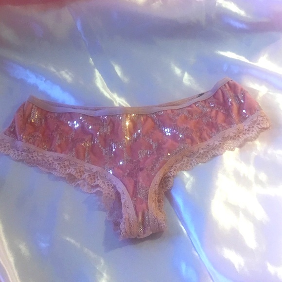 Victoria's Secret Other - Victoria’s Secret cheeky panty size medium